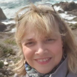 Meet your Posher, Evelyn